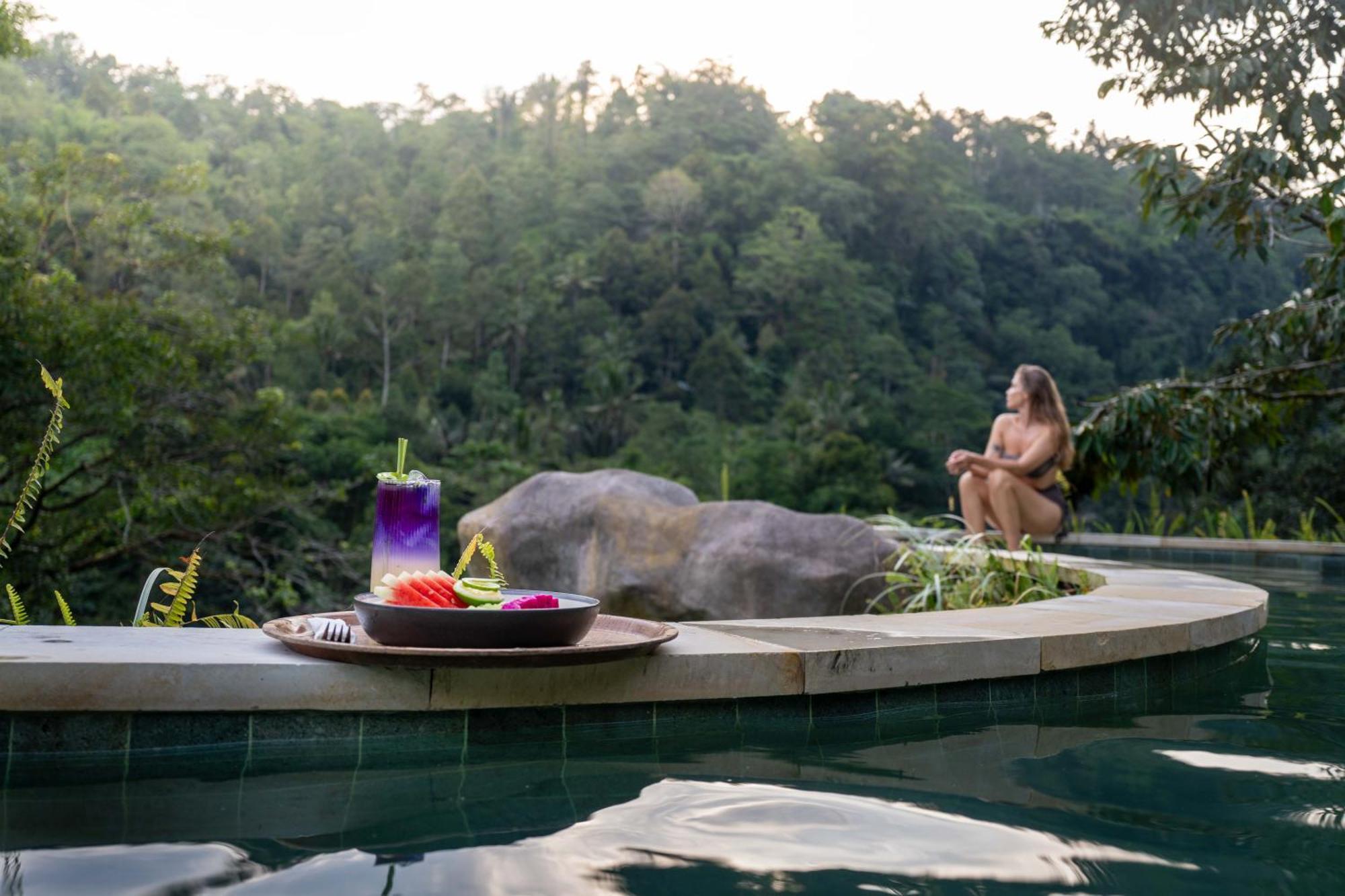 Glamping Tent In Pelaga Eco Park Patjung