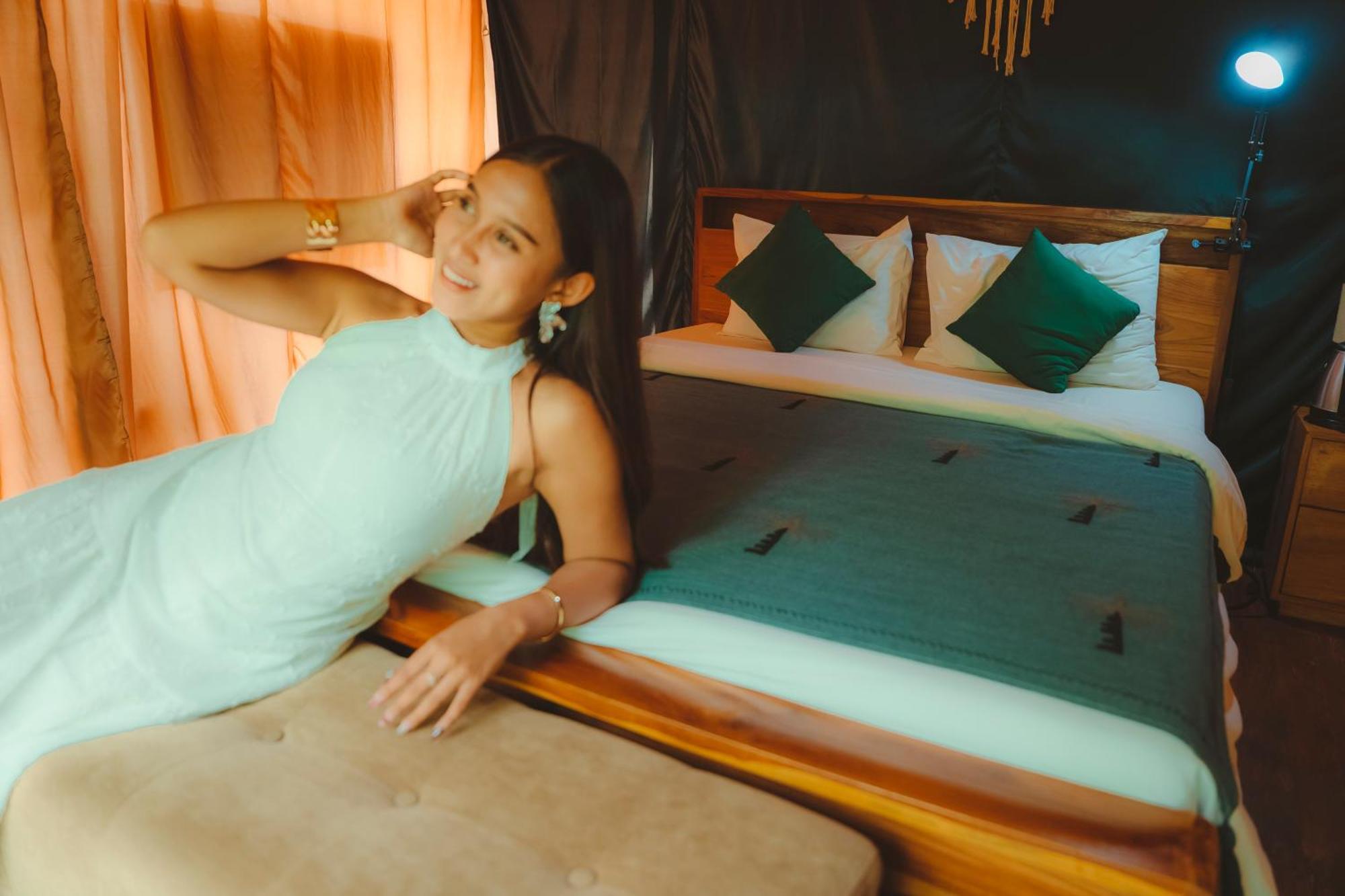 Luxe tent Glamping Tent In Pelaga Eco Park Patjung