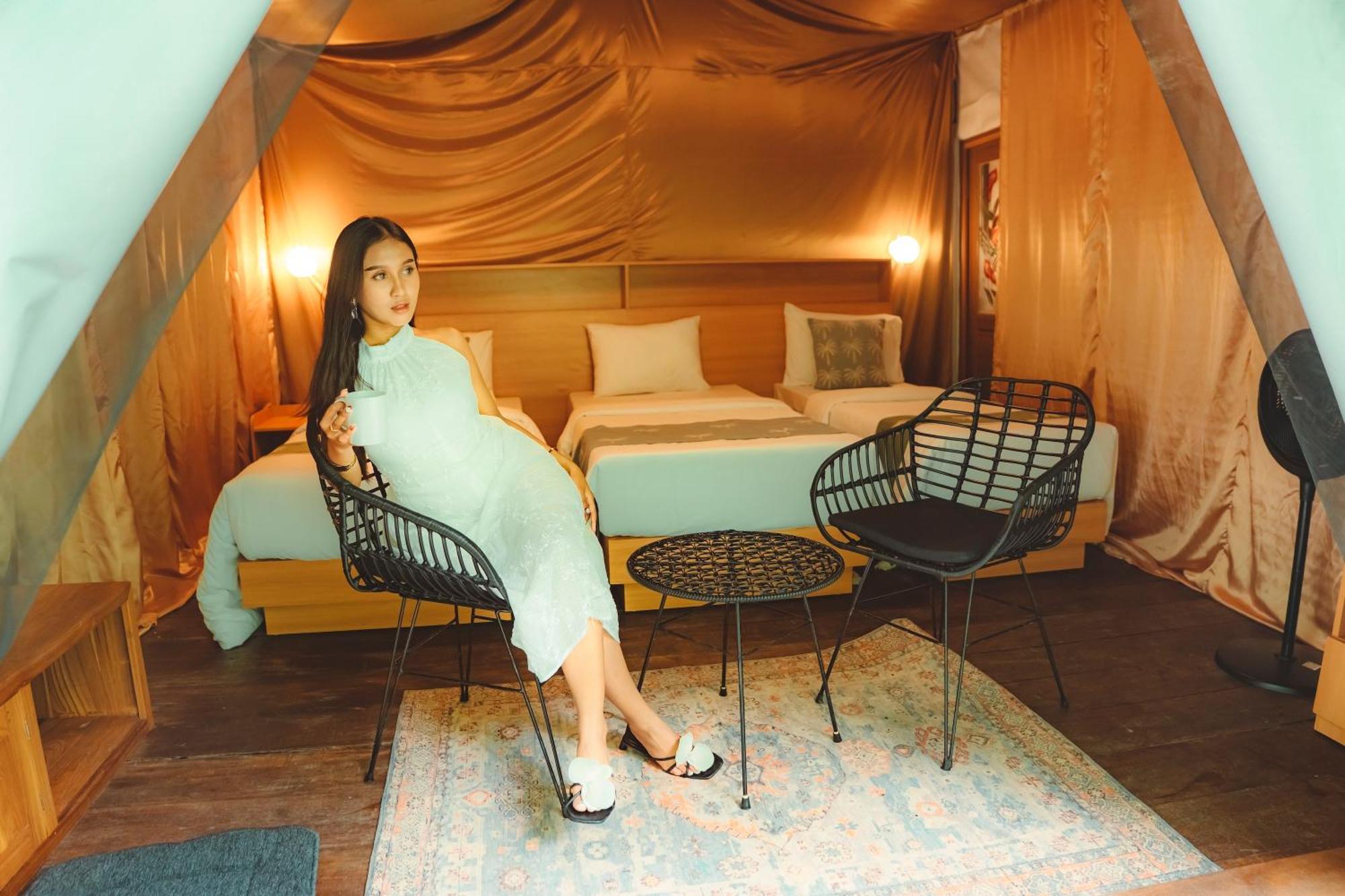 Luxe tent Glamping Tent In Pelaga Eco Park